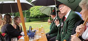 Vogelschie�en im Regen...